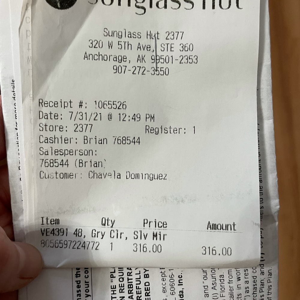 Never Worn Versace Sunglasses - image 8